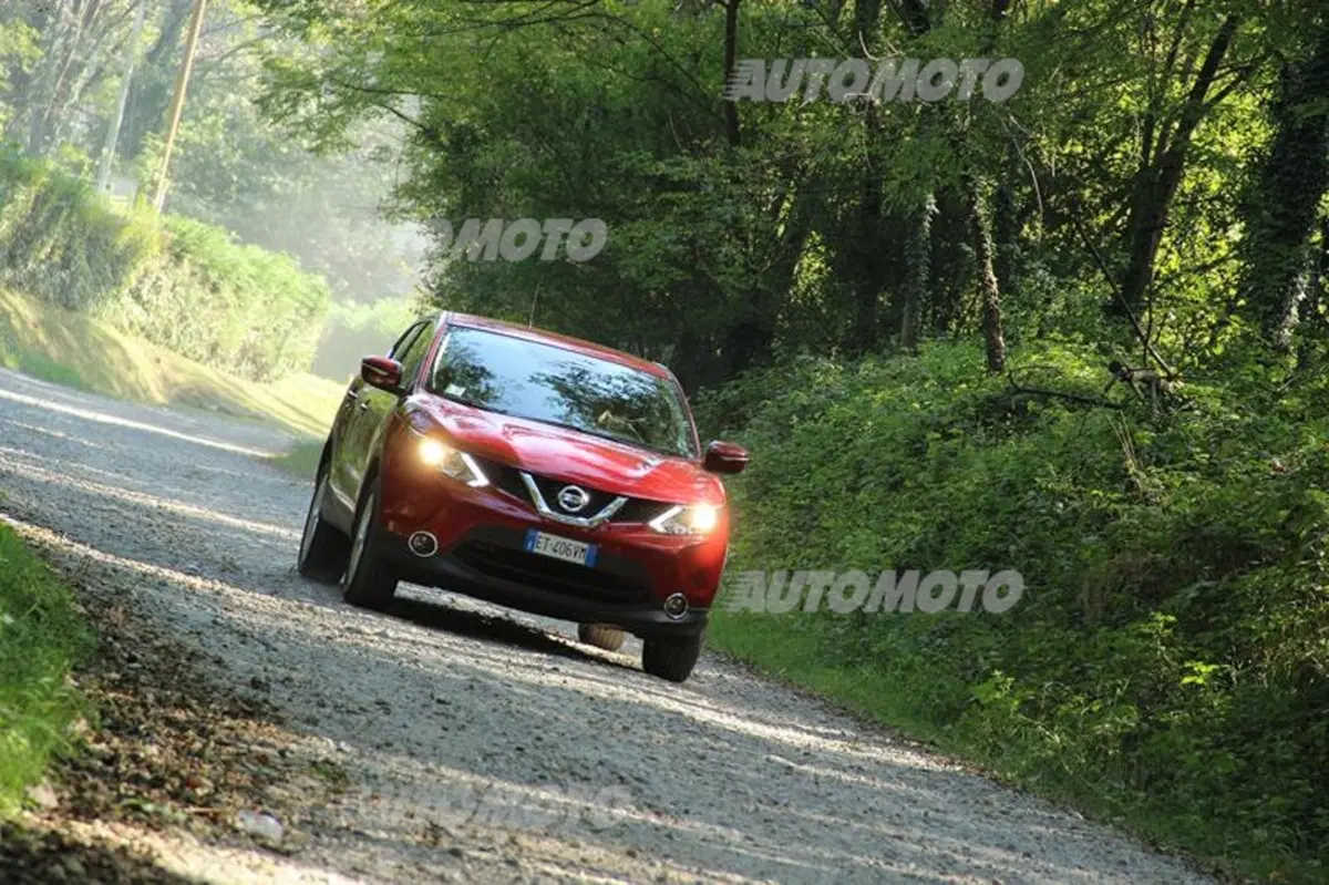Nissan Qashqai 1.2 DIG-T (13)
