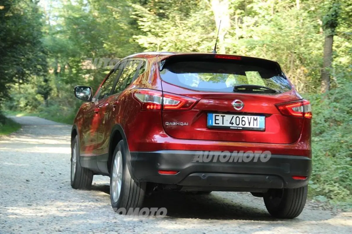 Nissan Qashqai 1.2 DIG-T (18)
