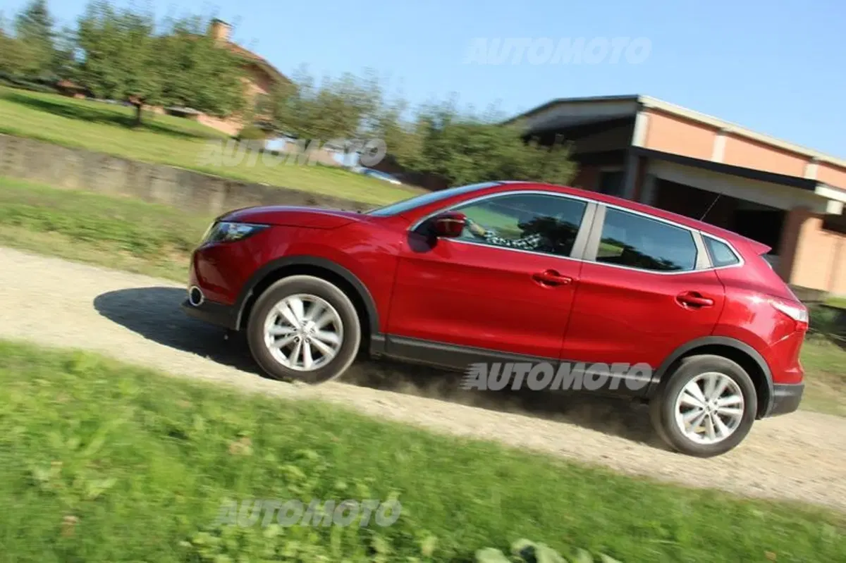 Nissan Qashqai 1.2 DIG-T (24)