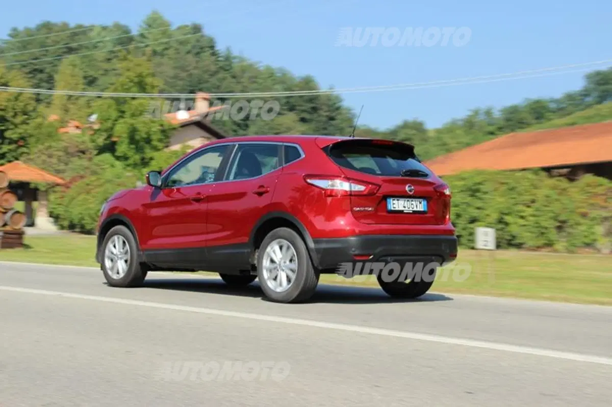 Nissan Qashqai 1.2 DIG-T (25)