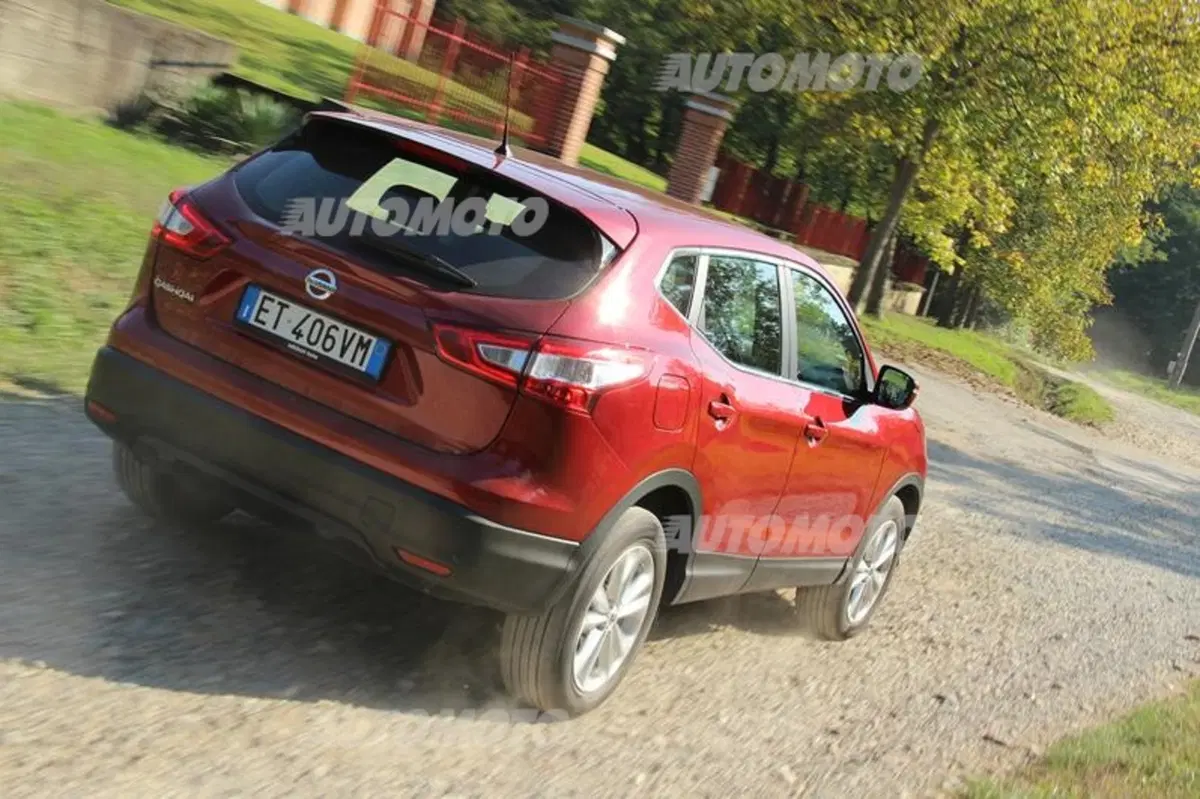 Nissan Qashqai 1.2 DIG-T (27)