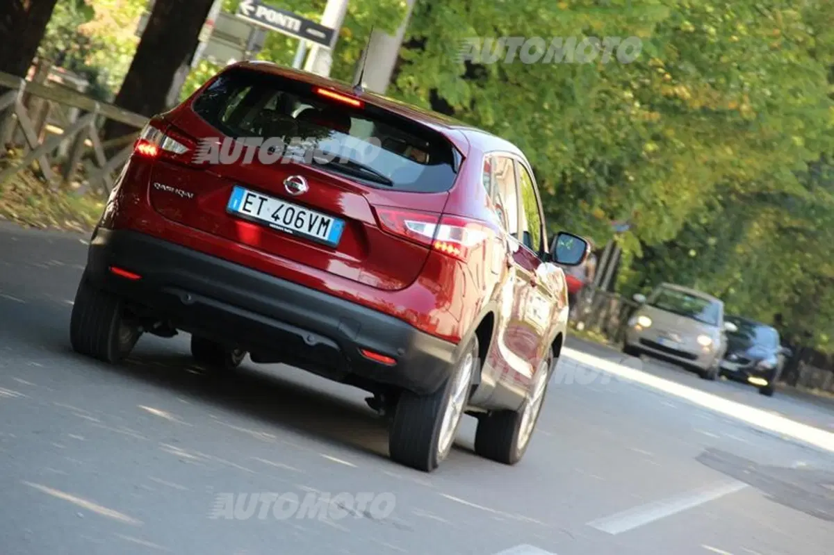 Nissan Qashqai 1.2 DIG-T (30)