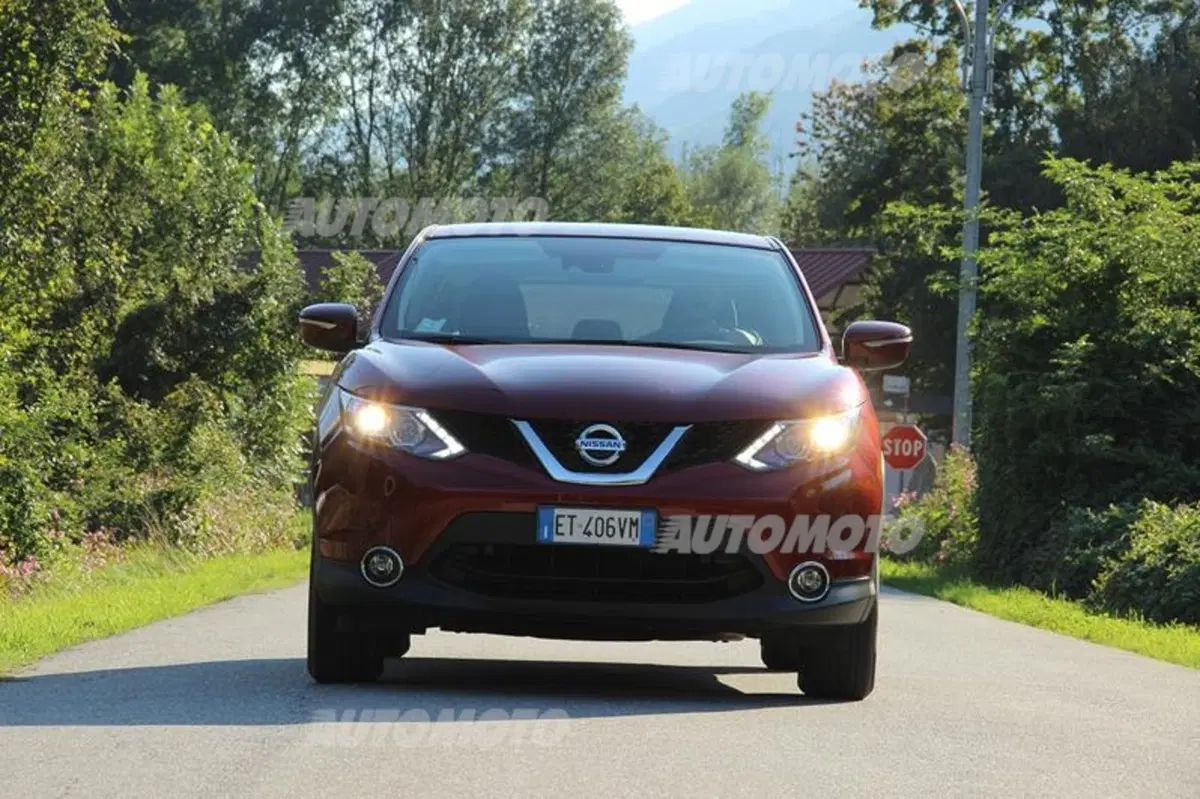 Nissan Qashqai 1.2 DIG-T (34)