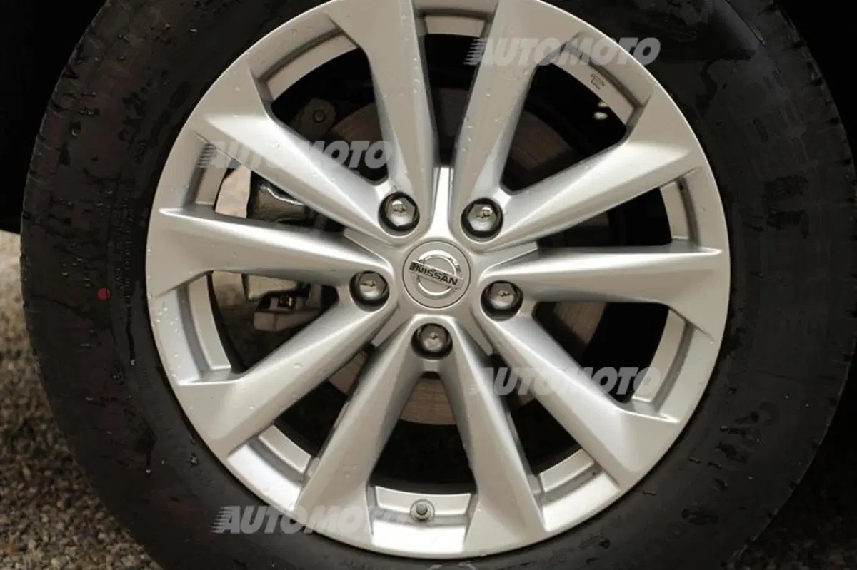 Nissan Qashqai 1.2 DIG-T (51)