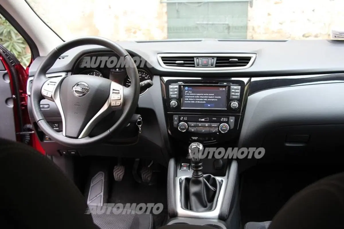 Nissan Qashqai 1.2 DIG-T (53)