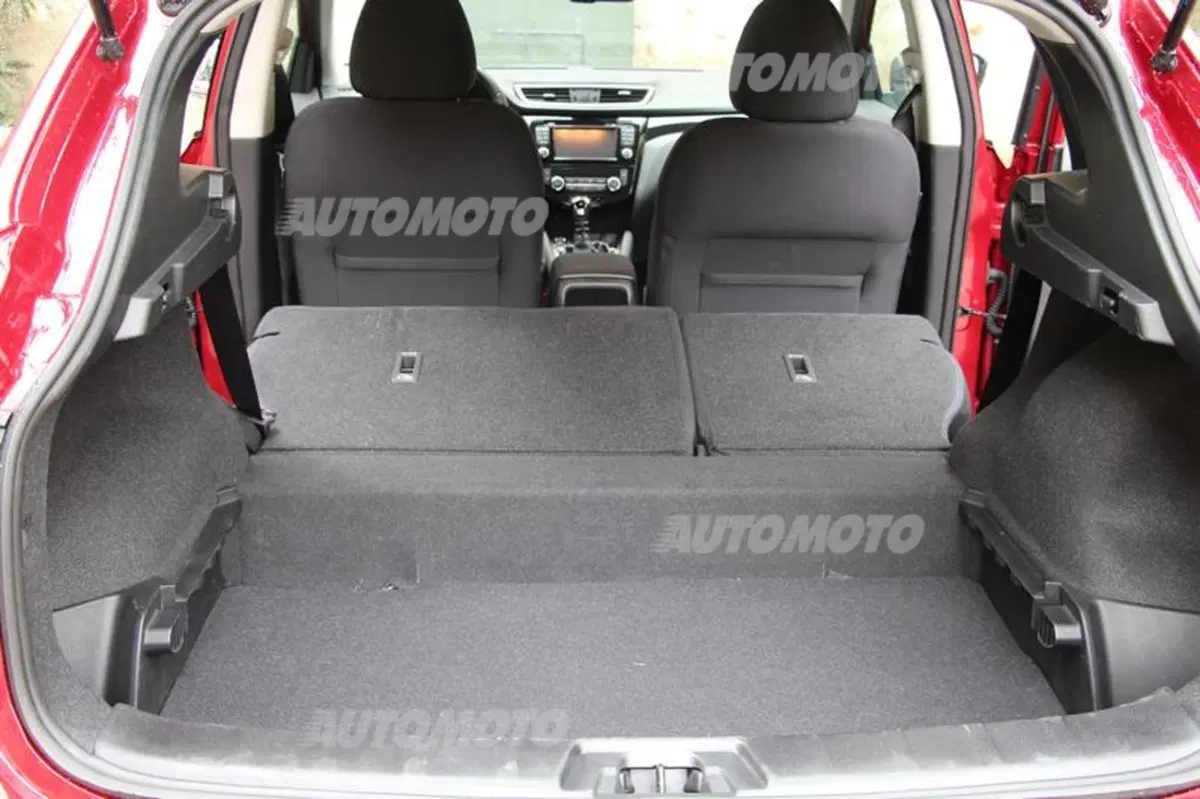 Nissan Qashqai 1.2 DIG-T (72)