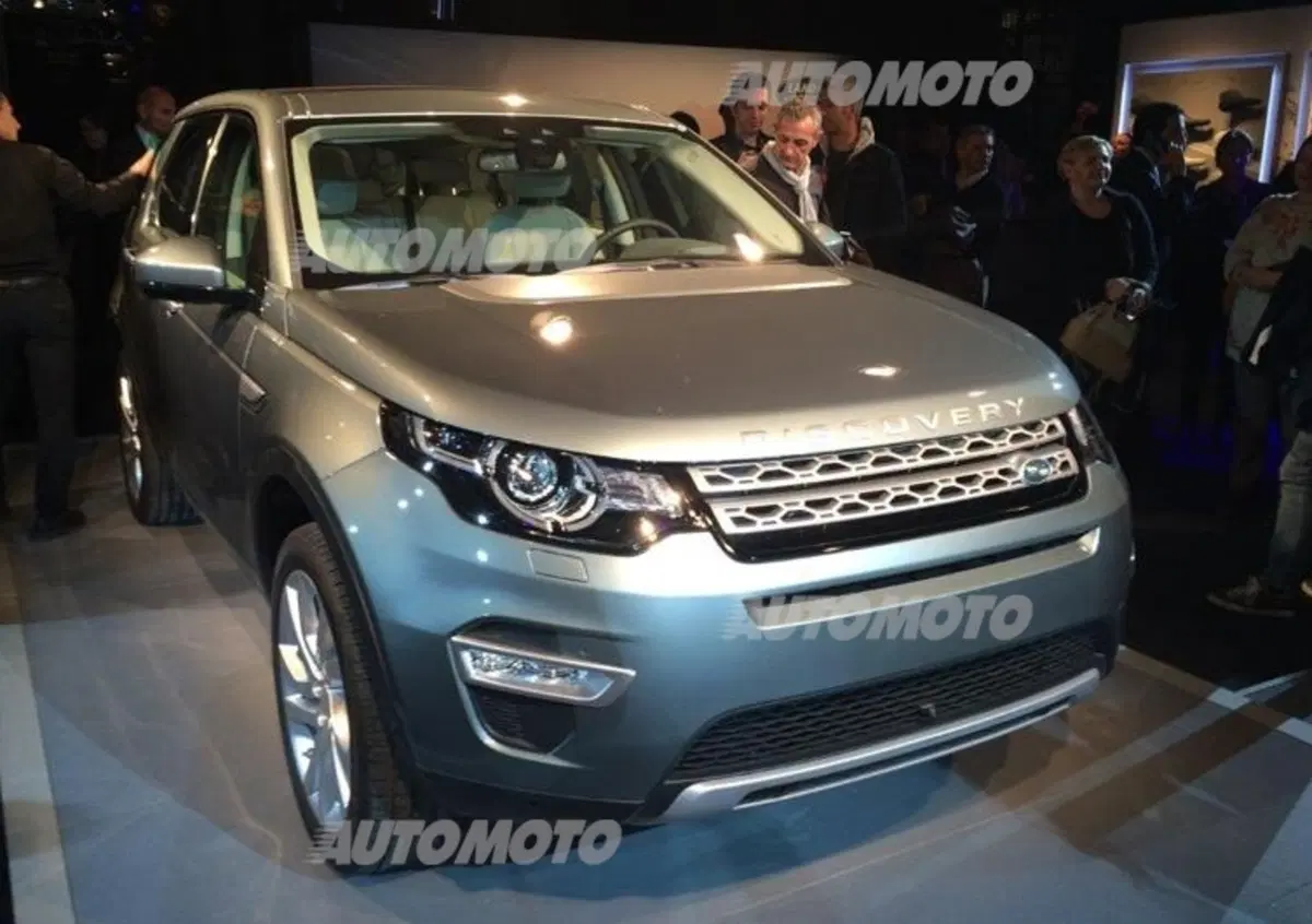 Nuova Land Rover Discovery Sport: la SUV all-Activity di tendenza