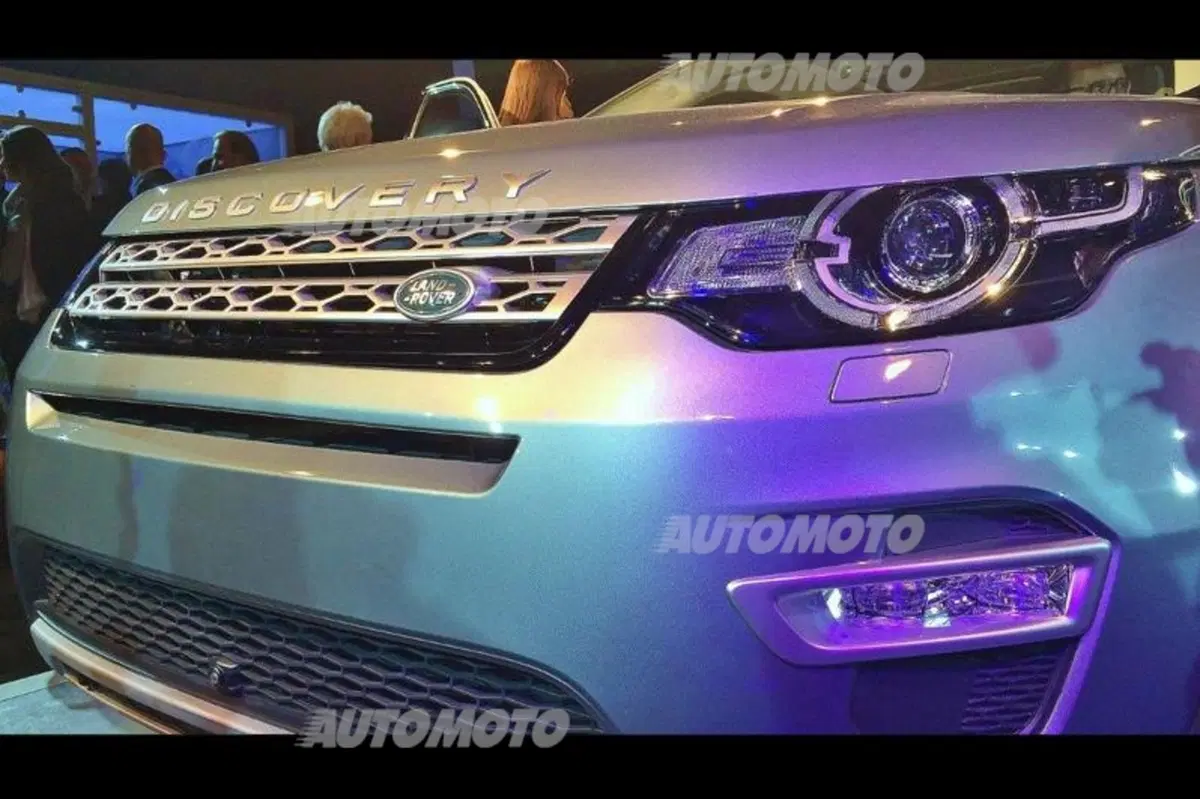 Nuova Land Rover Discovery Sport: la SUV all-Activity di tendenza (8)