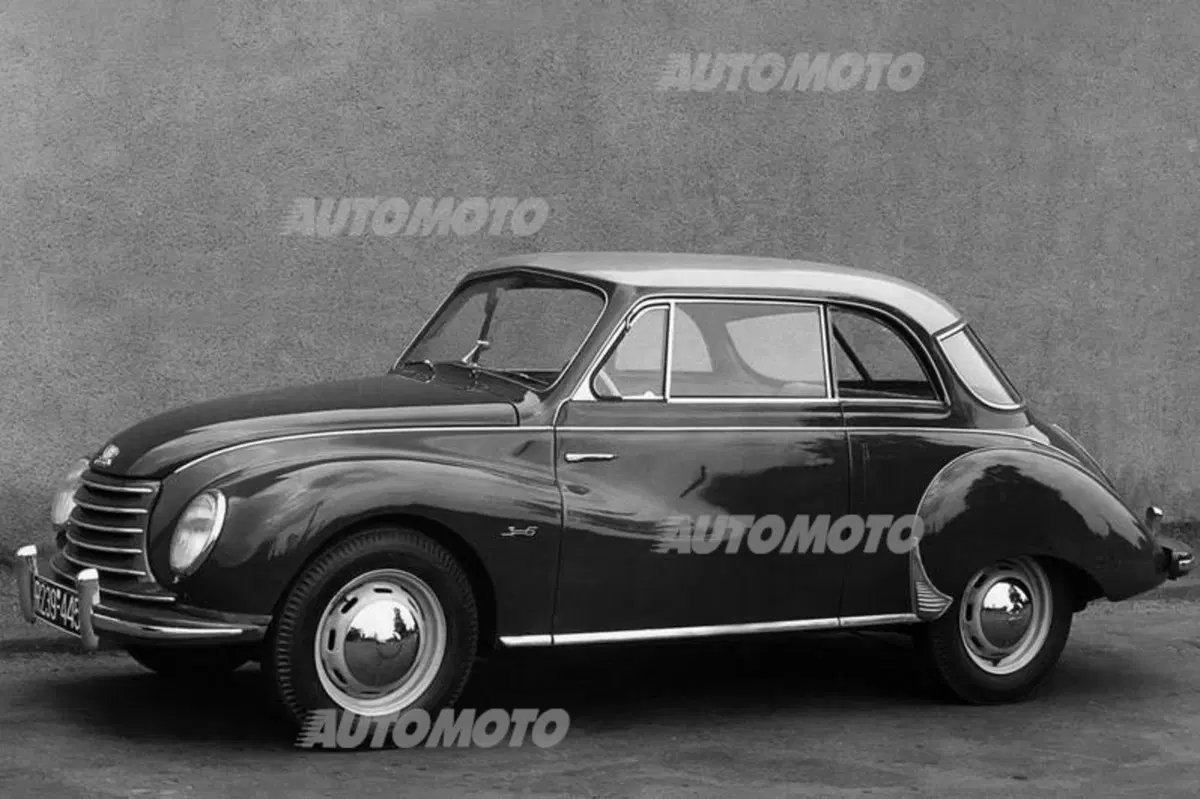 Le auto a due tempi (II parte). Dalla Trabant alla Vespa 400, l'auto della Piaggio (10)