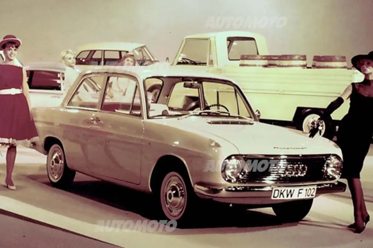 Le auto a due tempi (II parte). Dalla Trabant alla Vespa 400, l'auto della Piaggio (11)