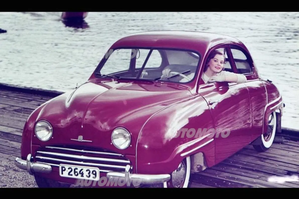 Le auto a due tempi (II parte). Dalla Trabant alla Vespa 400, l'auto della Piaggio (15)