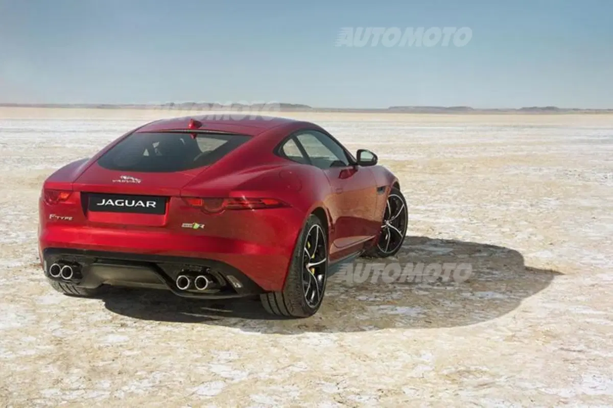 Jaguar F-Type R AWD: con la trazione integrale si incolla a terra (2)