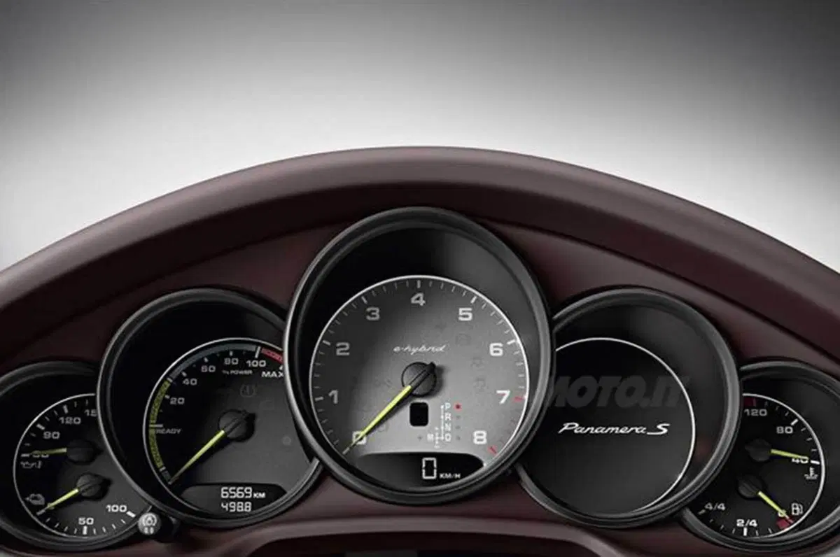 Porsche Panamera S E-Hybrid: 24 ore di gara per scoprire quanto consuma davvero (44)