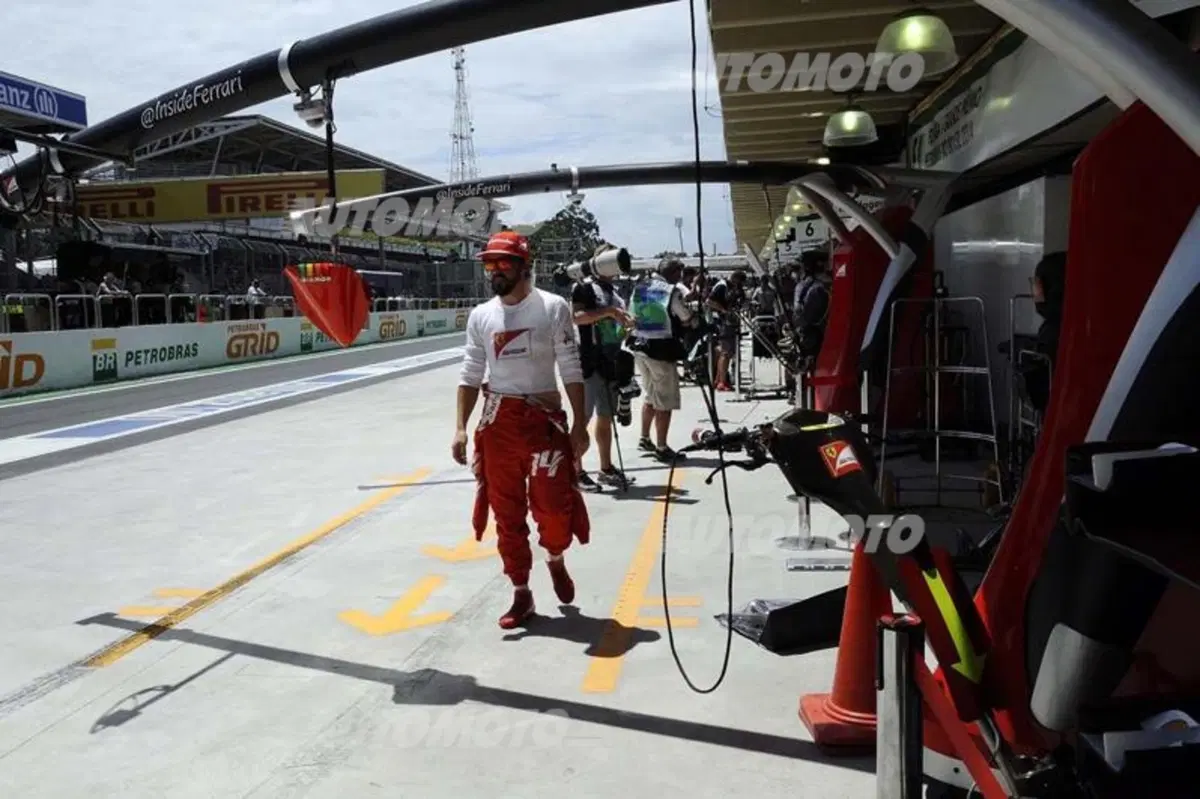 Formula 1 Brasile 2014: Rosberg in testa alle libere del venerdì (19)