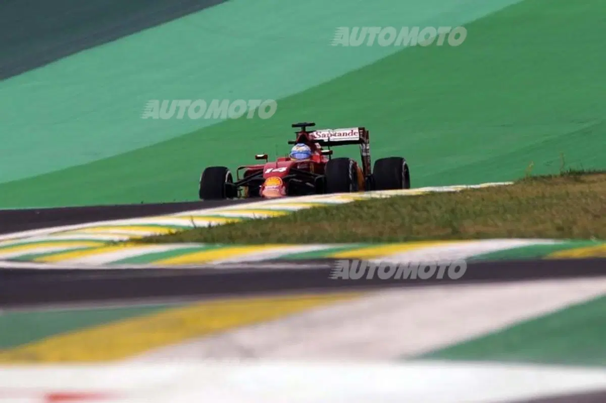 Formula 1 Brasile 2014: Rosberg in testa alle libere del venerdì (25)