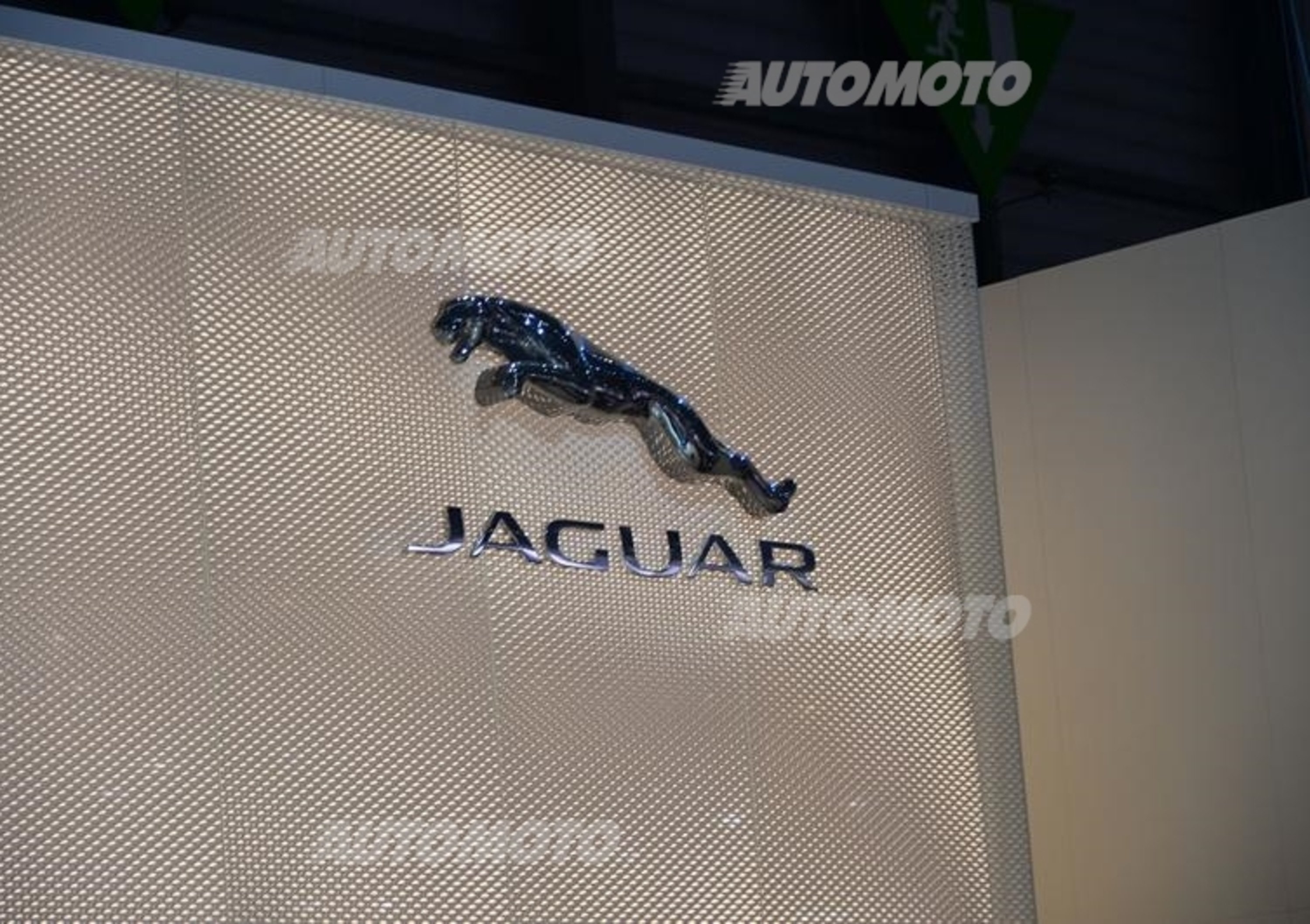 Jaguar Land Rover: 200 nuove posizioni di apprendistato nel 2015