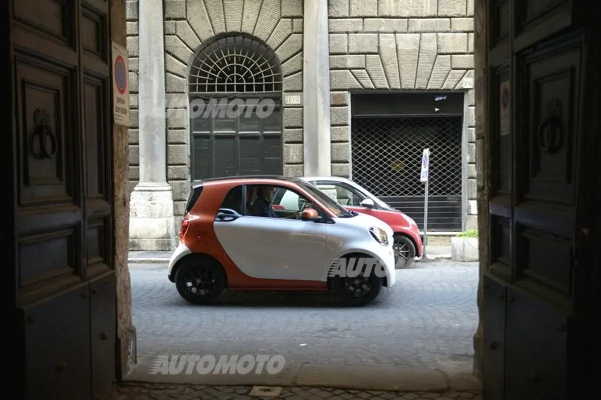 Nuova smart fortwo (25)