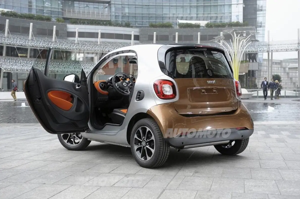 Nuova smart fortwo (50)