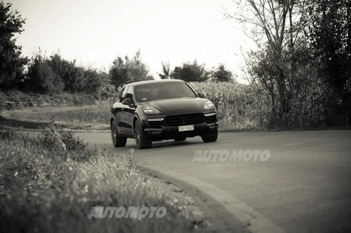 Porsche Cayenne restyling (10)