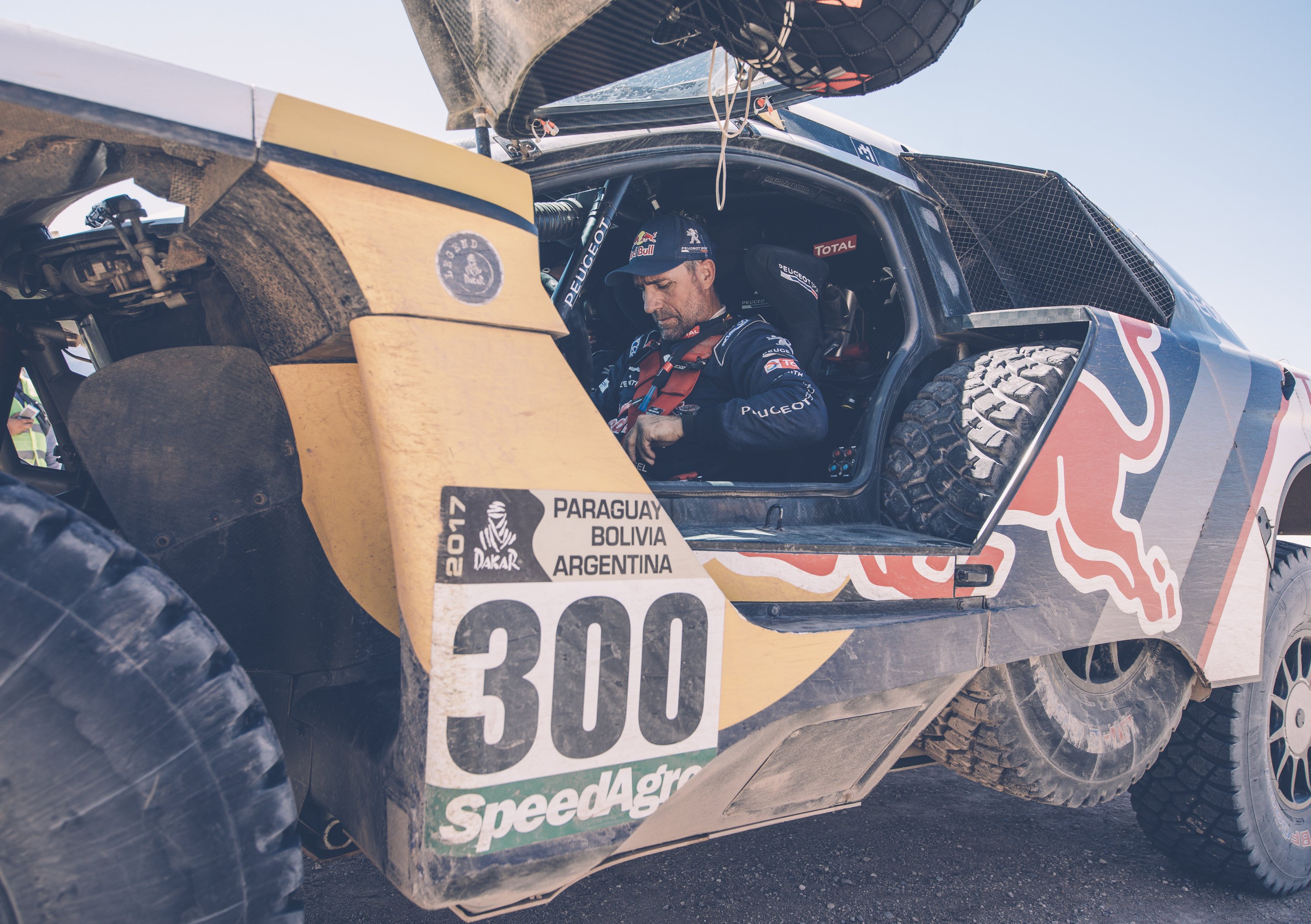 Dakar 2017/3008 DKR Peugeot. Tappa 11: Il Duello Silenzioso Peterhansel-Loeb