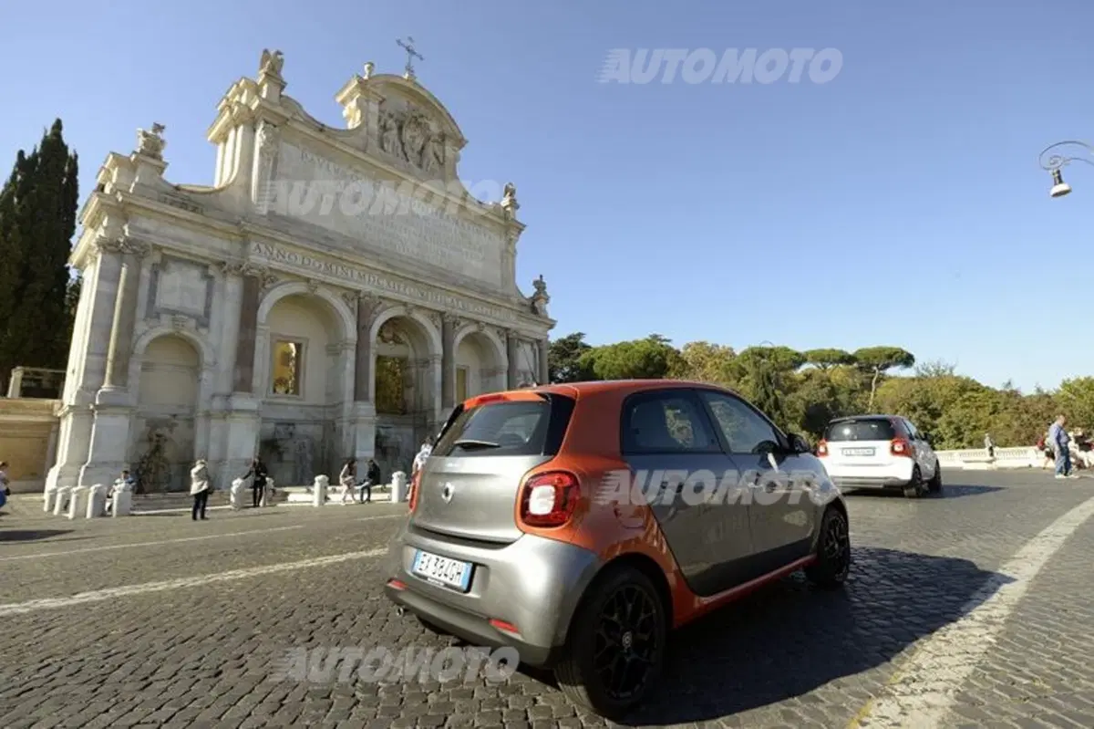 Nuova smart forfour (23)