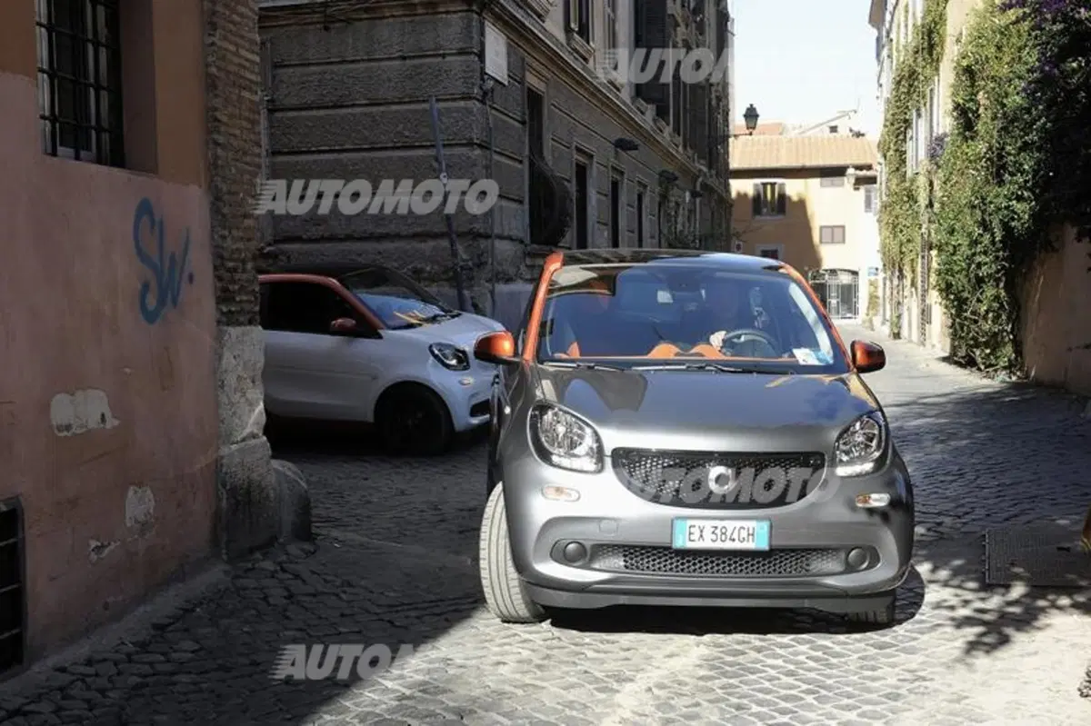 Nuova smart forfour (27)