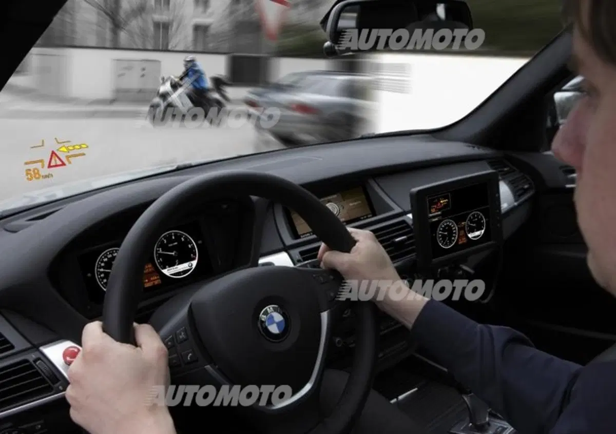 Neumann, Intel: &laquo;Auto come aerei, tutto sar&agrave; in mano all'elettronica. Non c'&egrave; pericolo&raquo;
