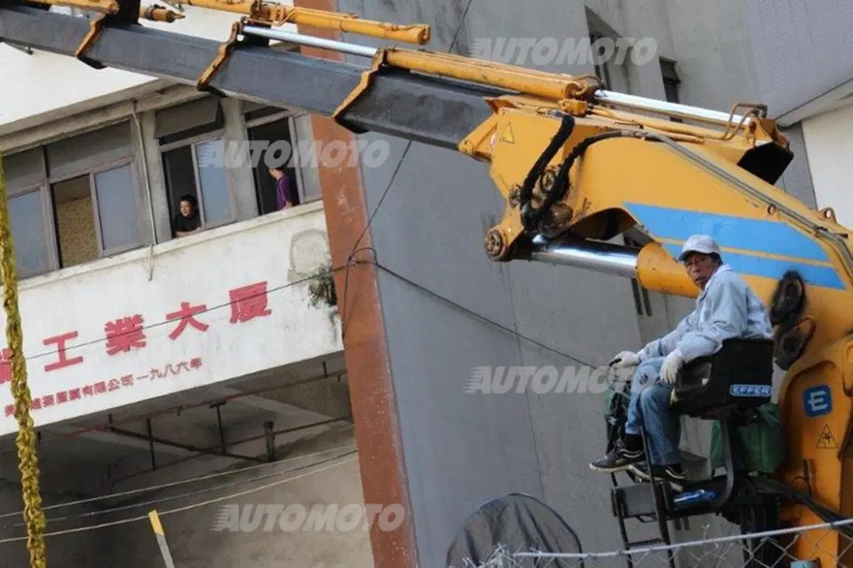 Dalle auto alle moto: il folle weekend di corsa a Macao (18)
