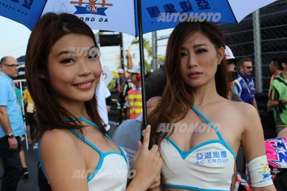 Dalle auto alle moto: il folle weekend di corsa a Macao (24)