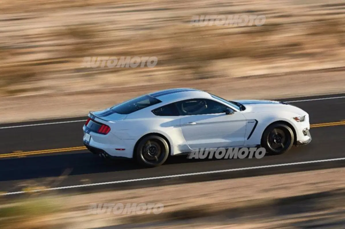 Ford Mustang Shelby GT350: quando i cavalli non bastano mai (2)