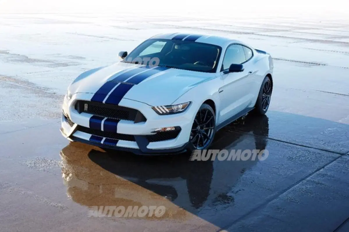 Ford Mustang Shelby GT350: quando i cavalli non bastano mai (7)