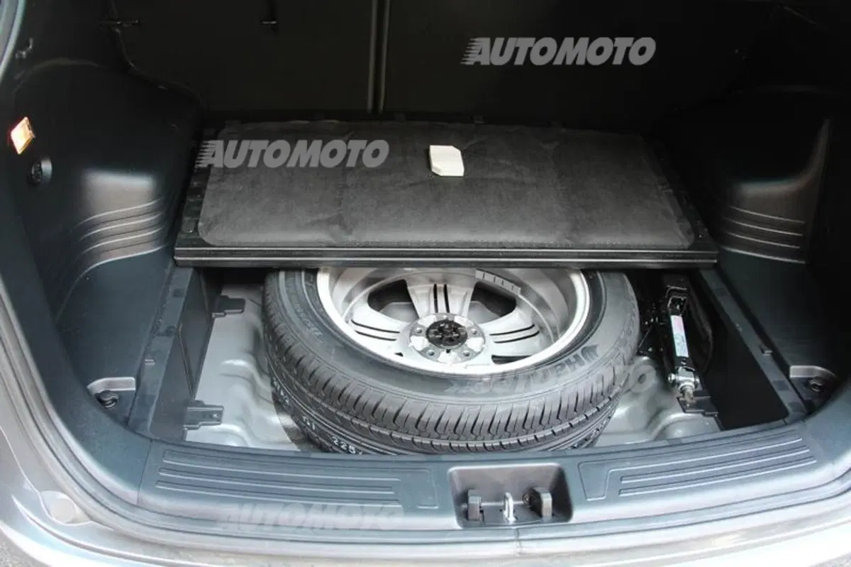 Hyundai ix35 restyling (23)