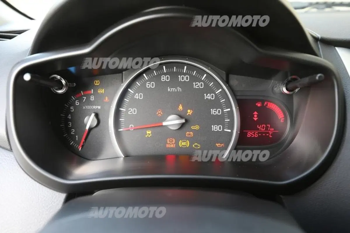 Suzuki Celerio (25)