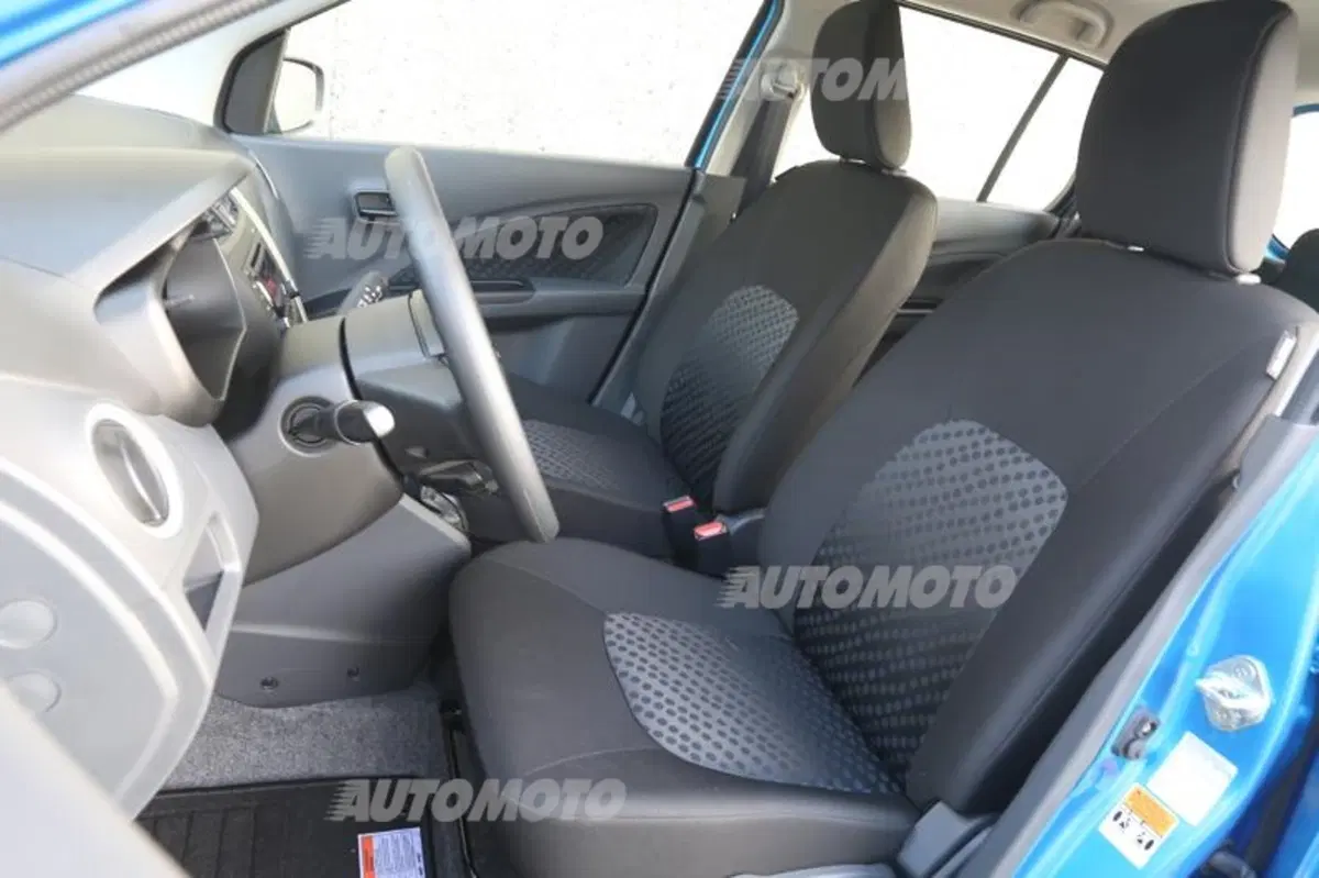 Suzuki Celerio (32)
