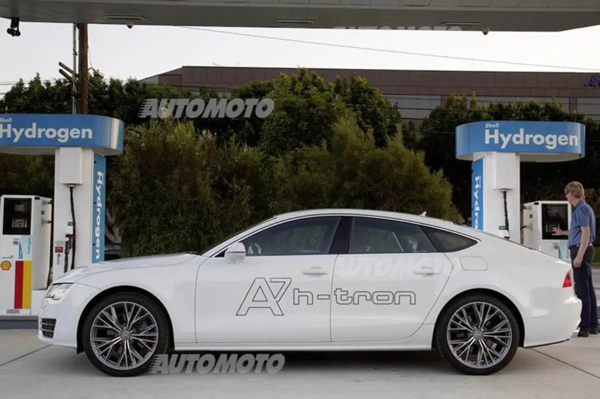 Audi A7 h-tron concept: l'auto a idrogeno diventa anche plug in (7)