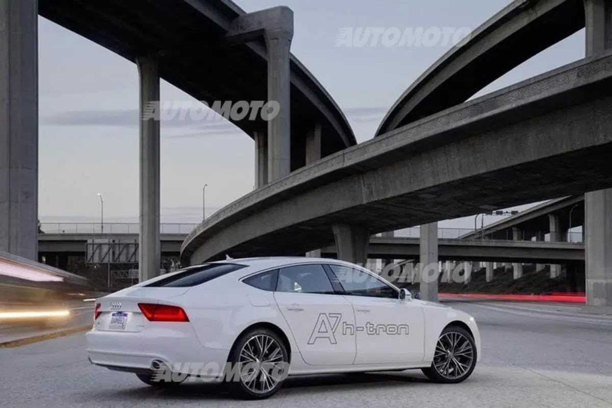 Audi A7 h-tron concept: l'auto a idrogeno diventa anche plug in (8)