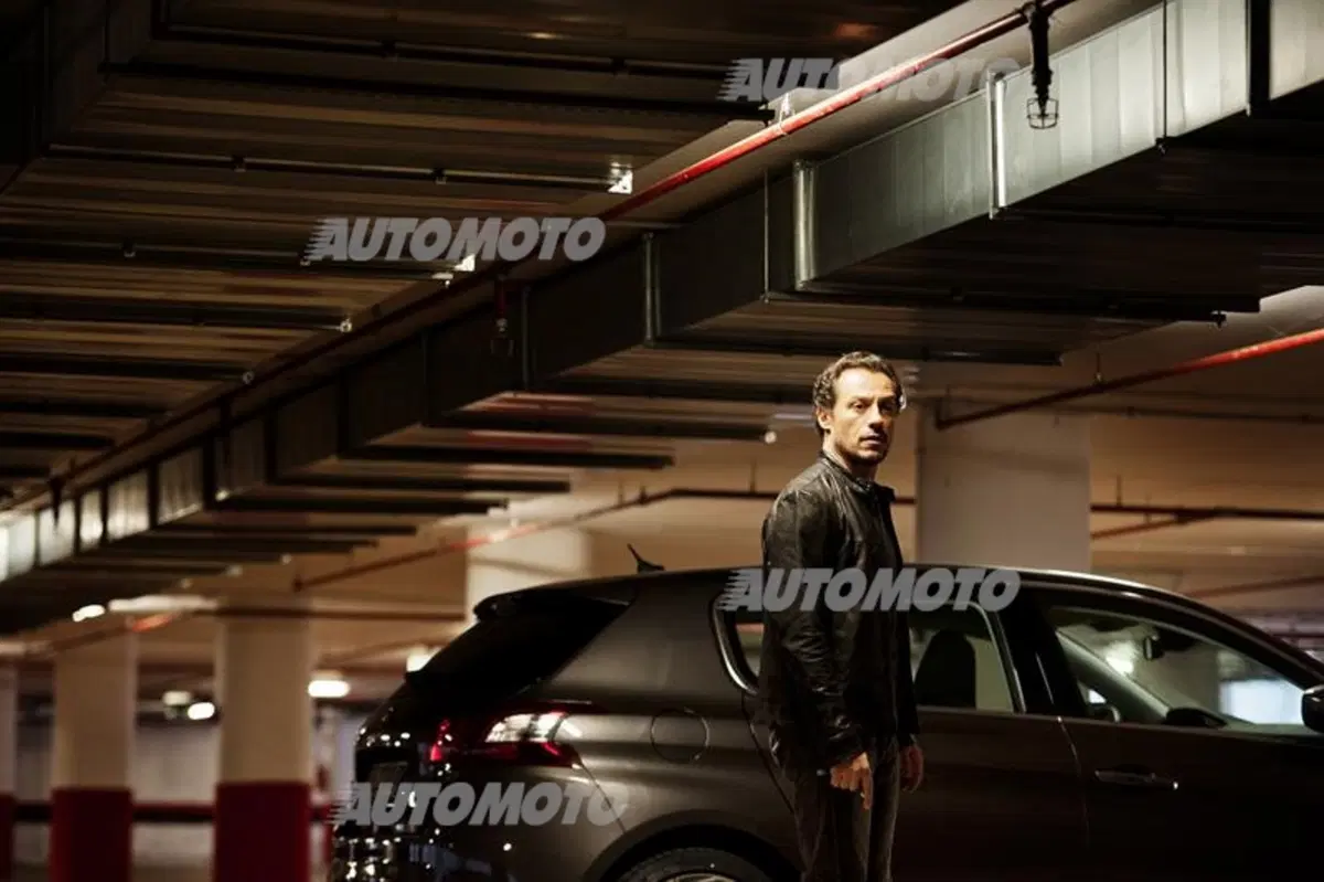 Stefano Accorsi: nascono tre cortometraggi con Peugeot (2)