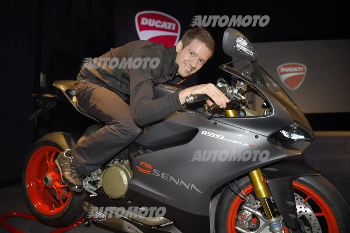 Ogier vince il WRC: VW lo ringrazia con una Ducati 1199 Panigale S Senna