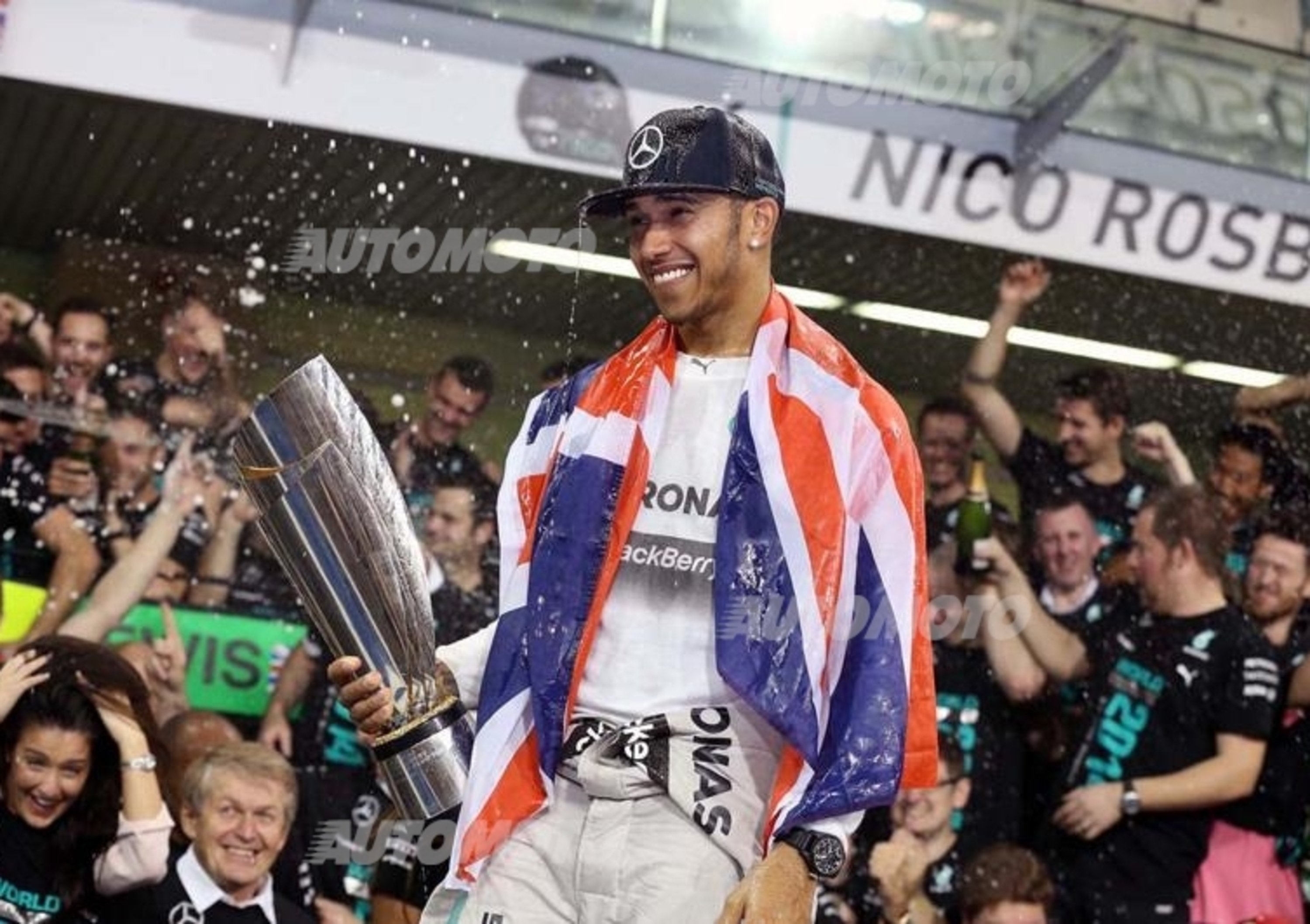 F1 Abu Dhabi 2014: Hamilton vince, &egrave; Campione del Mondo. Disfatta Rosberg