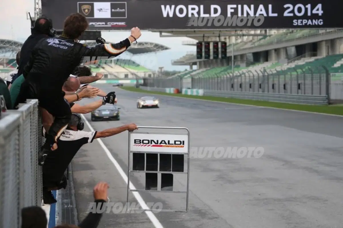 Milos Pavlovic vince la World Final e l'Europeo del Lamborghini Super Trofeo 2014 (3)