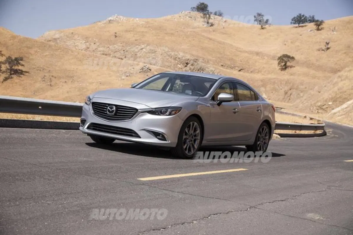 Mazda6 restyling: ecco come cambia dentro e fuori (4)