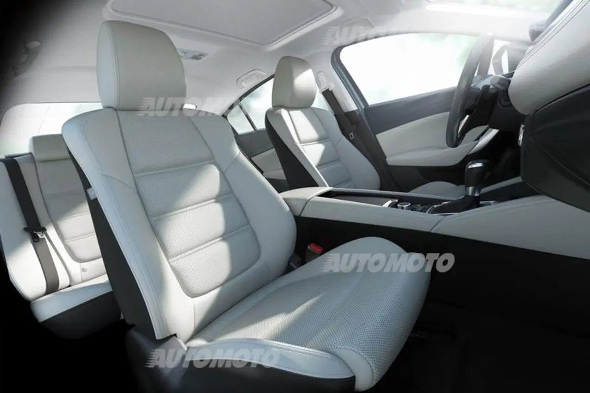 Mazda6 restyling: ecco come cambia dentro e fuori (24)