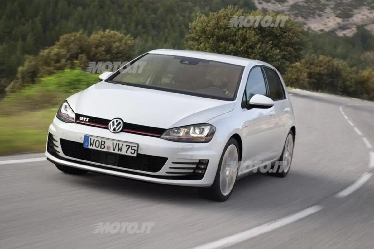 Volkswagen Golf, dal diesel all'elettrico. Ecco l'esercito al completo (22)