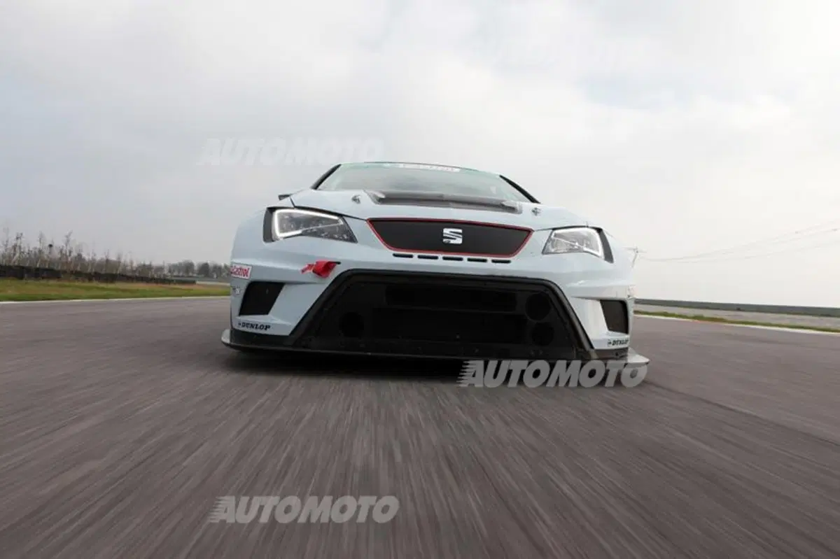 Seat Leon Cup Racer (5)