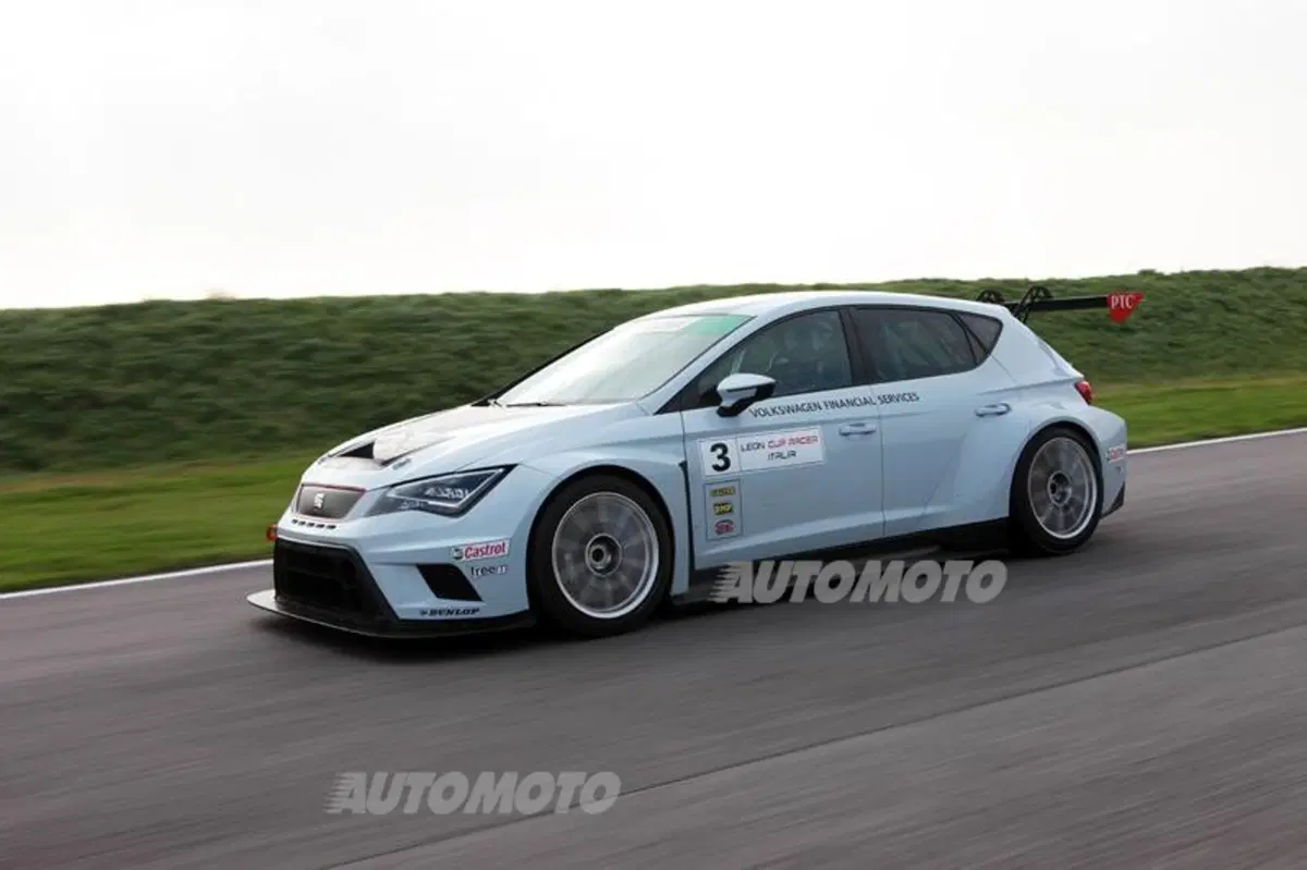 Seat Leon Cup Racer (7)