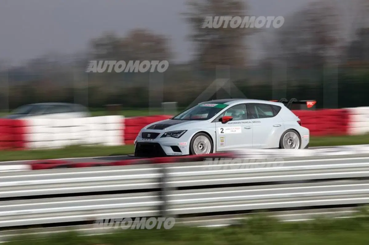 Seat Leon Cup Racer (17)