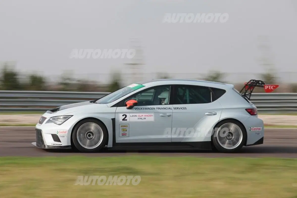 Seat Leon Cup Racer (27)