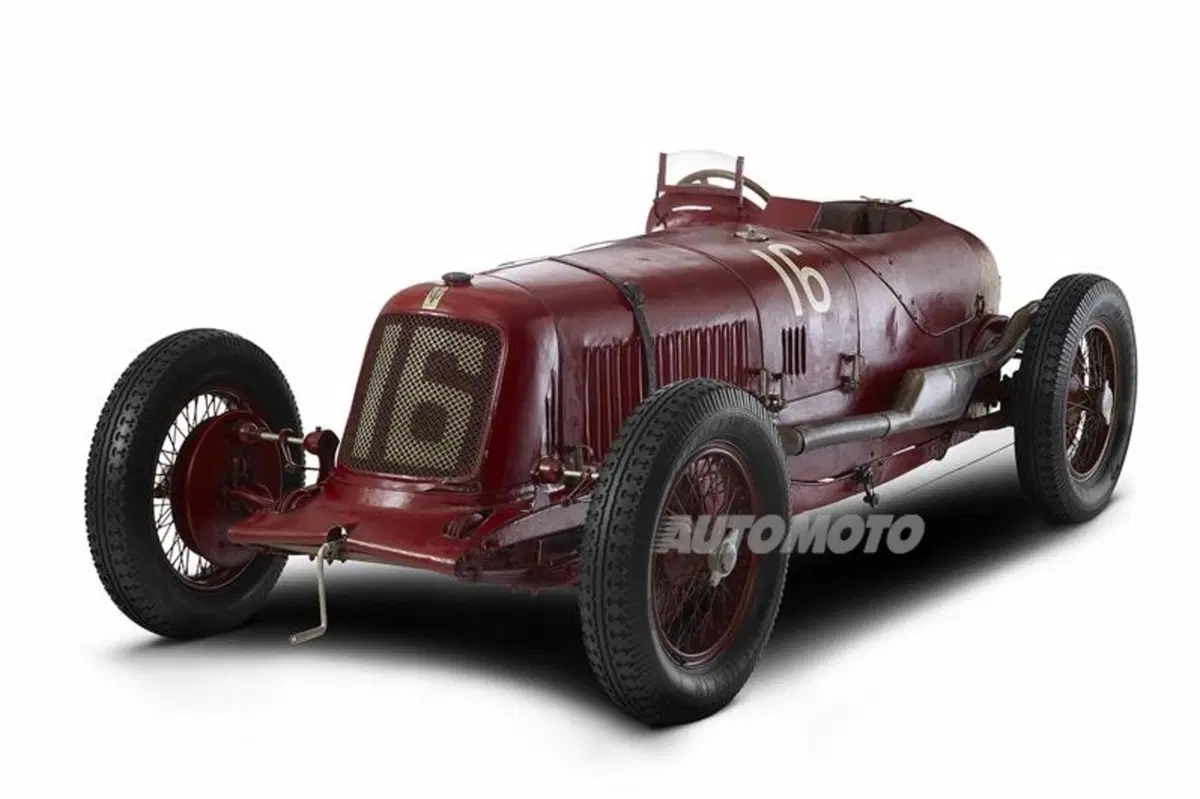 Maserati: tutto è cominciato 100 anni fa in un'officina di Bologna (27)