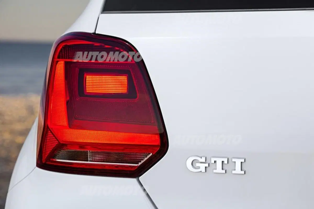 Volkswagen Polo GTI restyling (37)