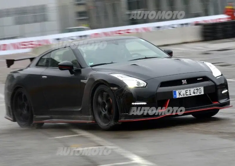 Bologna Motor Show 2014: tutti in pista con Nissan GT-R e Juke R. E non solo...